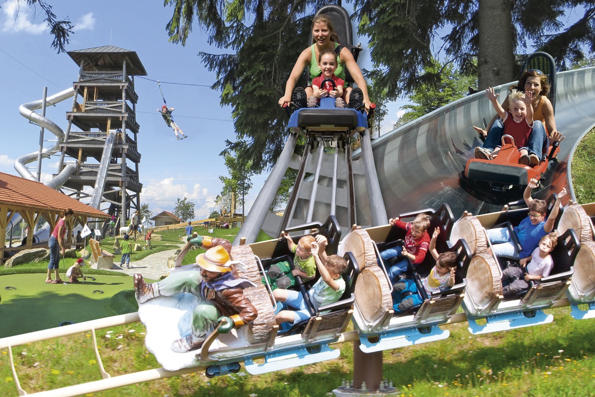 Rodel u. Freizeitpark im Bayerischen Wald
